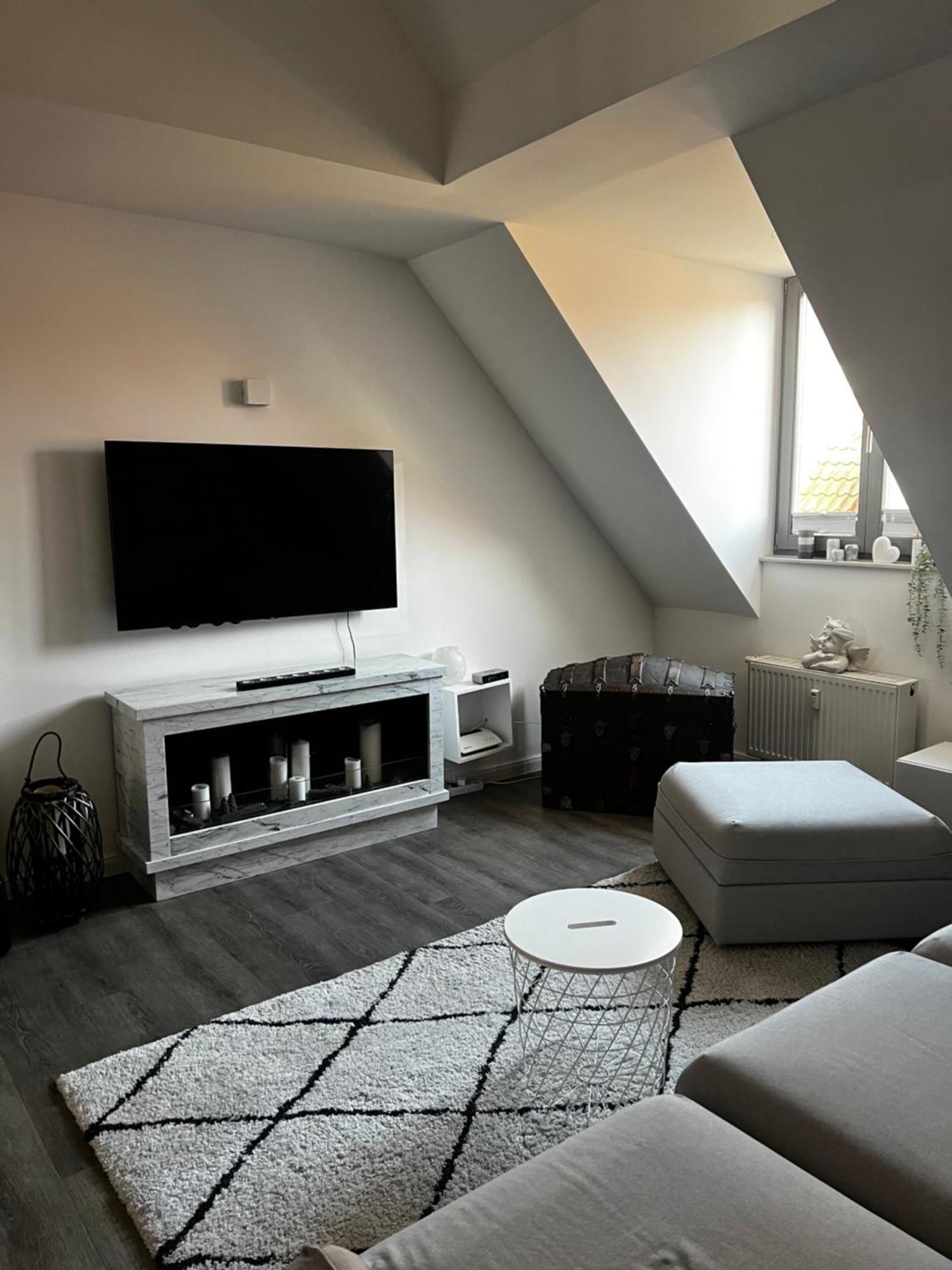 Moderne Galeriewohnung Mit Balkon Und Stellplatz Am Wenigemarkt إرفورت المظهر الخارجي الصورة