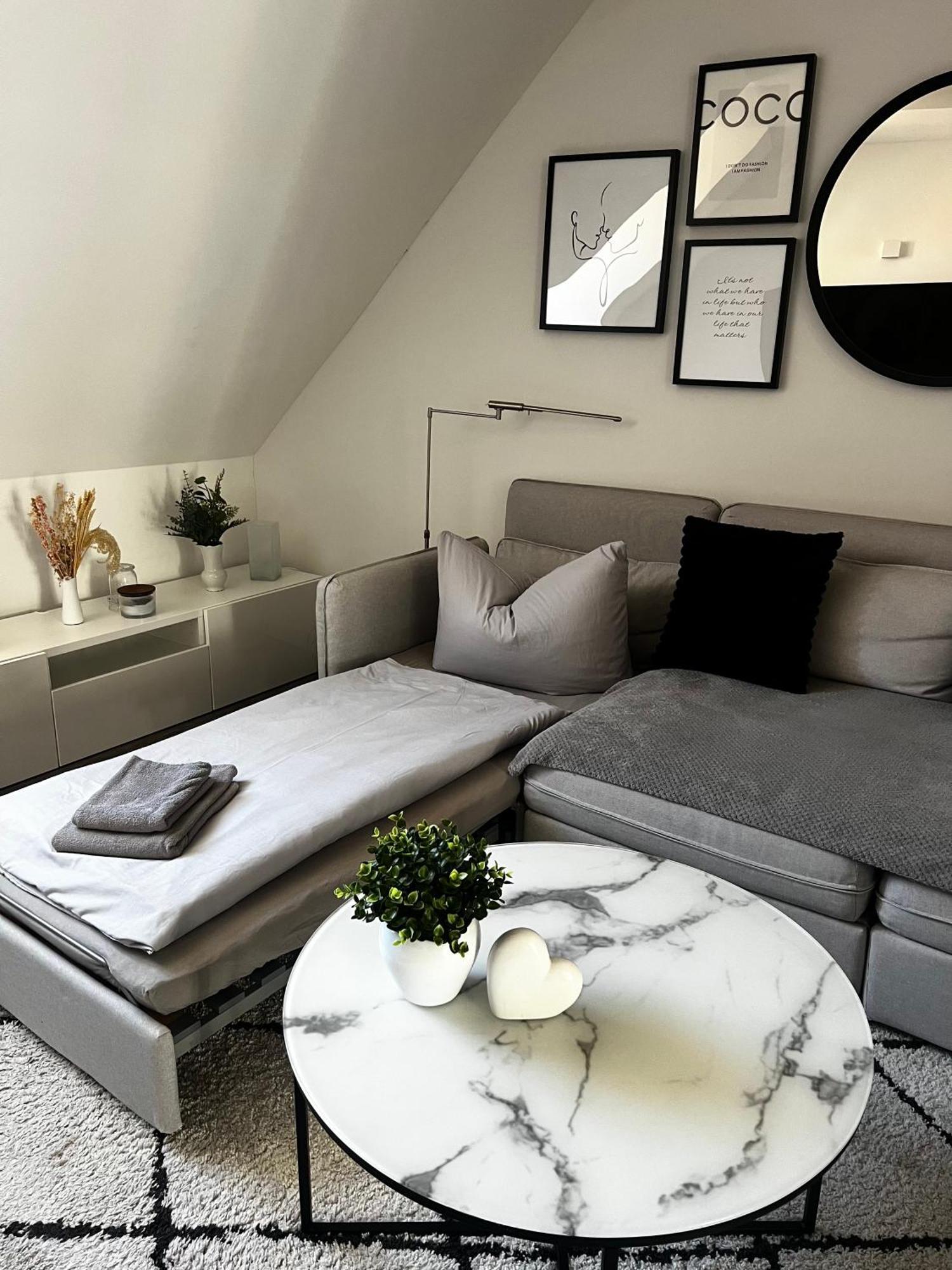 Moderne Galeriewohnung Mit Balkon Und Stellplatz Am Wenigemarkt إرفورت المظهر الخارجي الصورة